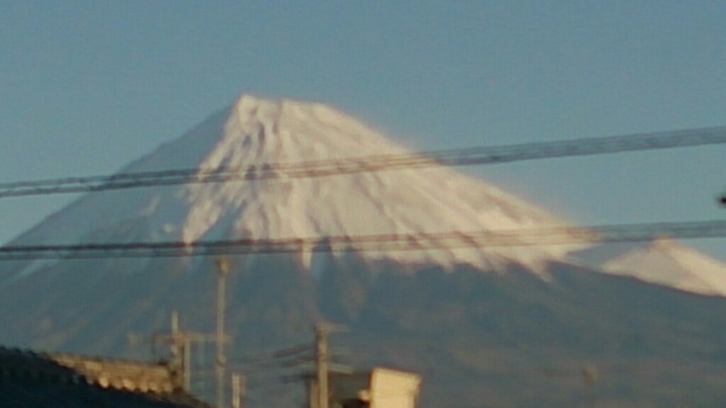 寒い！& 朝の富士山_e0201060_07143184.jpg