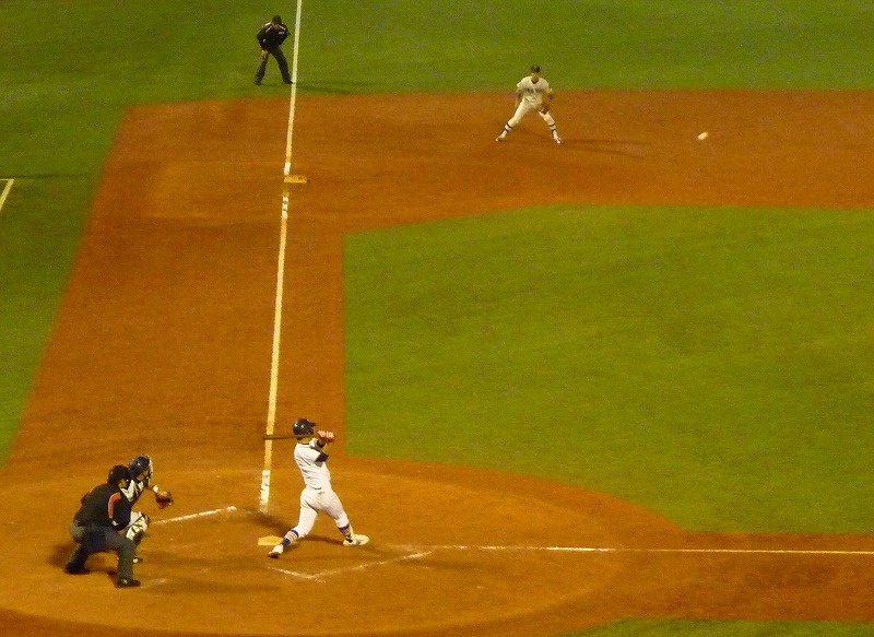 駒澤大(1部最下位)対東洋大(2部優勝) 11月9日 東都大学野球入替戦 前半_b0166128_1345587.jpg