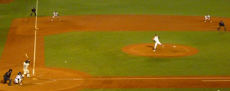 駒澤大(1部最下位)対東洋大(2部優勝) 11月9日 東都大学野球入替戦 前半_b0166128_14155419.jpg