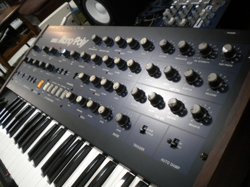 KORG Mono/Poly試奏記 : 風流音色まねゑもん KORG Mono/Poly試奏記 : 風流音色まねゑもん