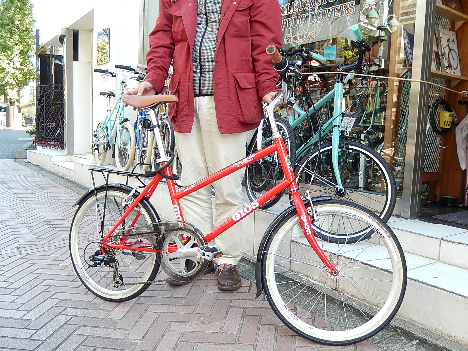 11月28日　渋谷　原宿　の自転車屋　FLAME bike前です_e0188759_19514276.jpg