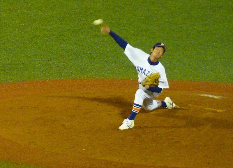 駒澤大(1部最下位)対東洋大(2部優勝) 11月9日 東都大学野球入替戦 後半_b0166128_10114826.jpg