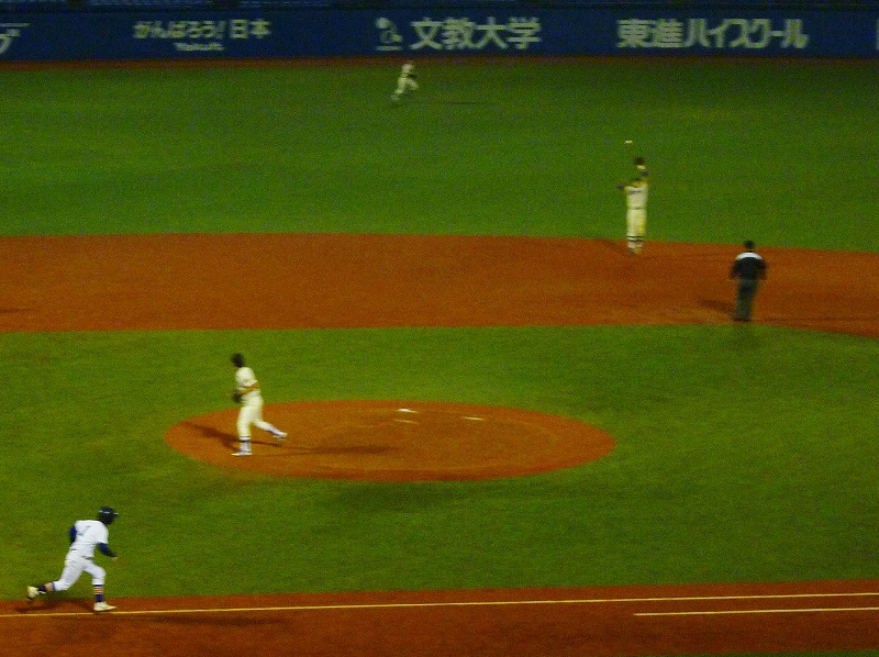 駒澤大(1部最下位)対東洋大(2部優勝) 11月9日 東都大学野球入替戦 後半_b0166128_1165458.jpg