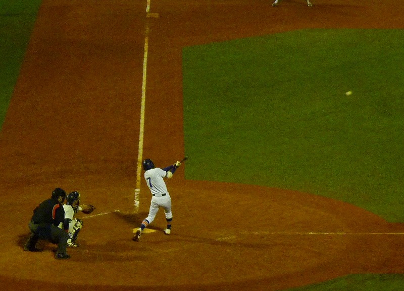 駒澤大(1部最下位)対東洋大(2部優勝) 11月9日 東都大学野球入替戦 後半_b0166128_12372249.jpg