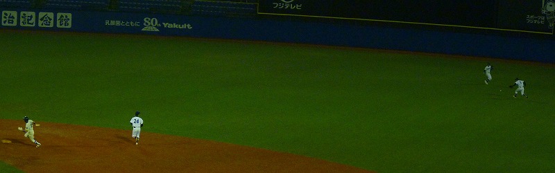 駒澤大(1部最下位)対東洋大(2部優勝) 11月9日 東都大学野球入替戦 後半_b0166128_13162754.jpg