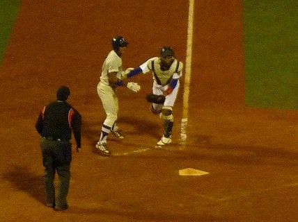 駒澤大(1部最下位)対東洋大(2部優勝) 11月9日 東都大学野球入替戦 後半_b0166128_134009.jpg