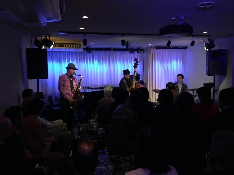 広島でジャズ！  Jazzlive comin 本日月曜日のライブ！_b0115606_11141291.jpeg