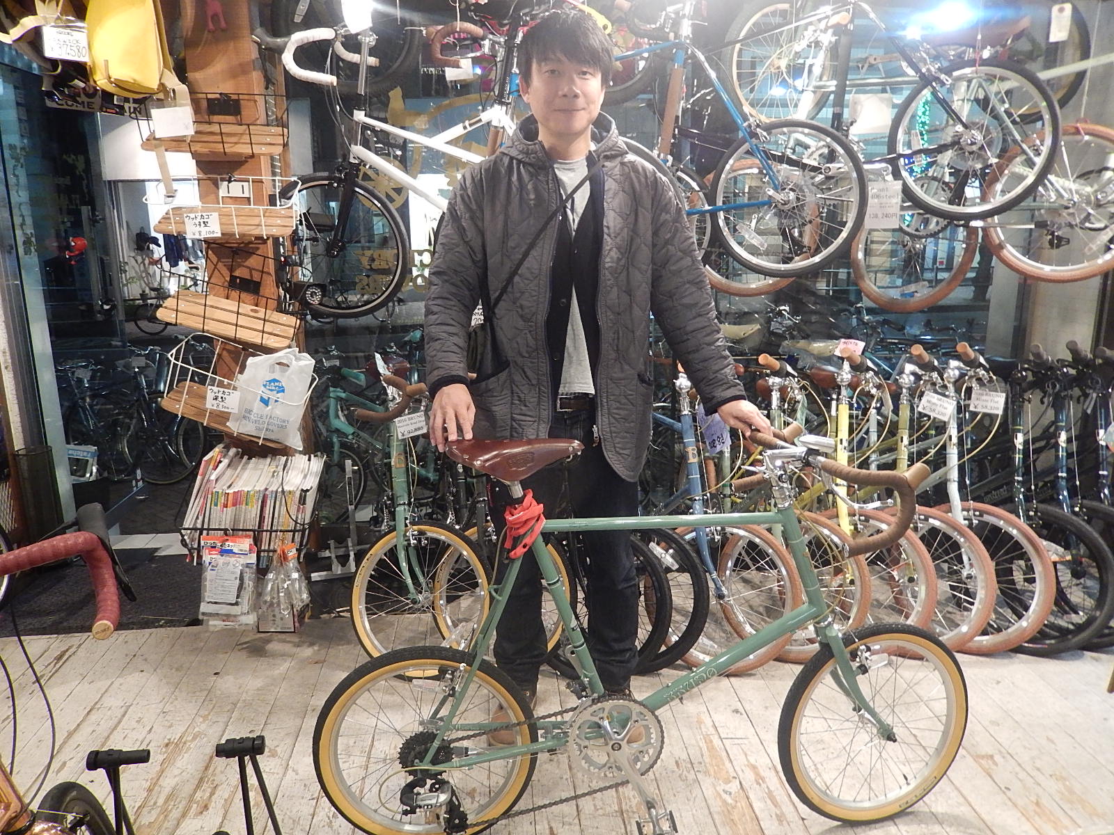11月30日　渋谷　原宿　の自転車屋　FLAME bike前です_e0188759_17433031.jpg