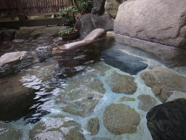 瀬音旅館（奥津温泉）＠岡山県苫田郡鏡野町奥津_f0197703_09233128.jpg