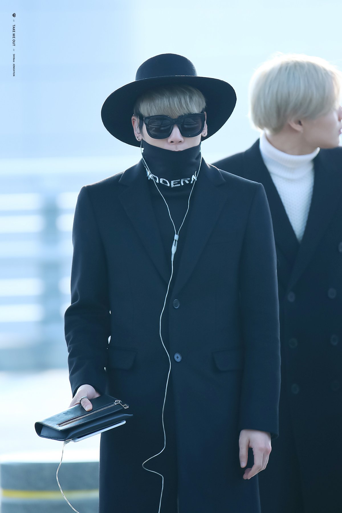 Jonghyun & Taemin \' Incheon Airport \' // 151130_e0080563_6311646.jpg