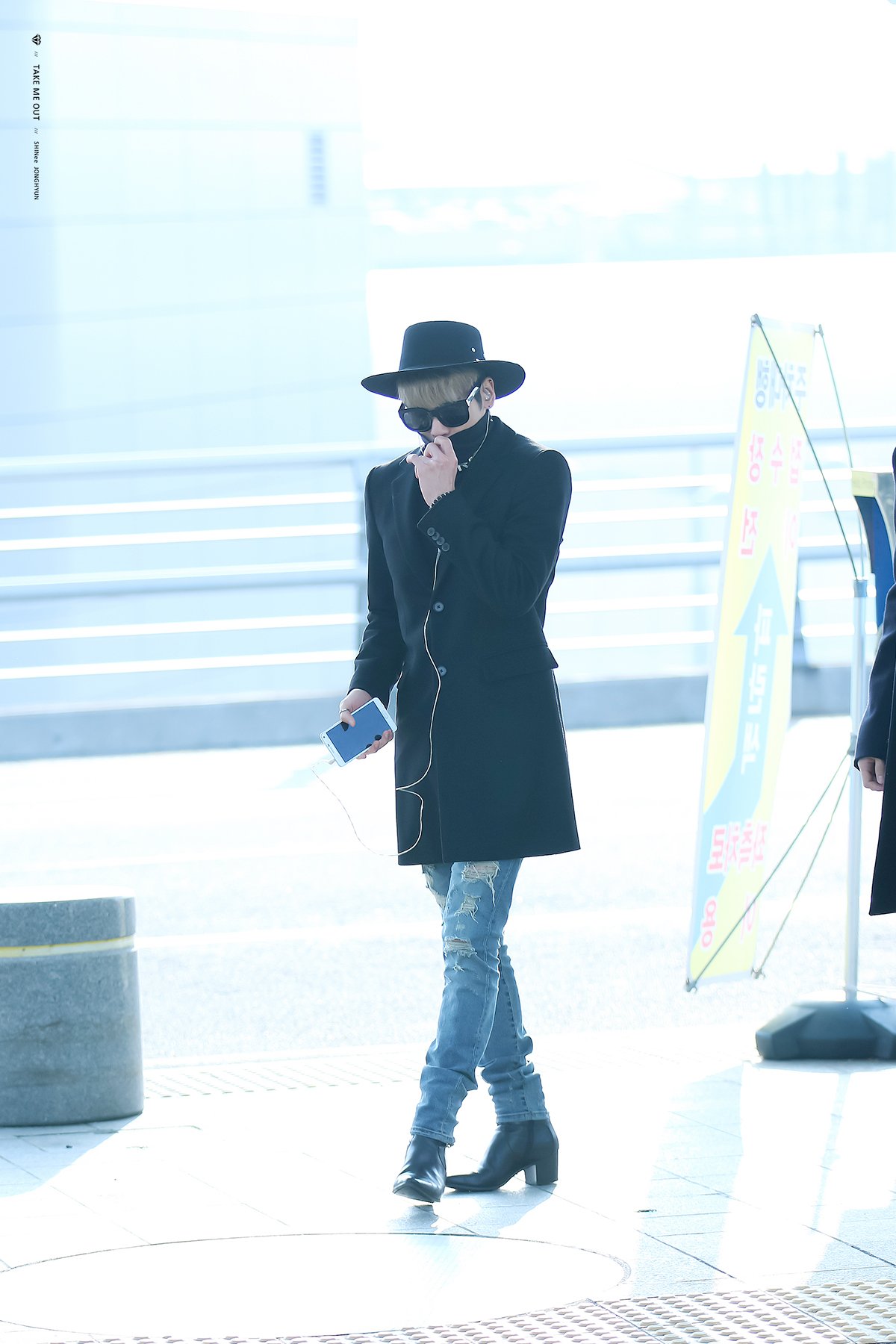 Jonghyun & Taemin \' Incheon Airport \' // 151130_e0080563_6312066.jpg