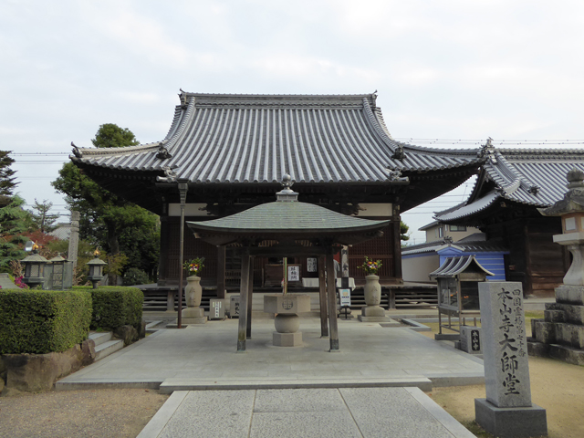 お遍路11回目　第67番大興寺～第70番本山寺_f0008935_22564984.jpg