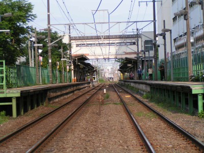 東中神駅の新築工事 始まってた_c0112172_23513753.jpg