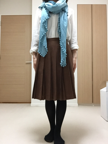スカートを甘くなり過ぎずに着こなす!_d0336521_11212696.jpg