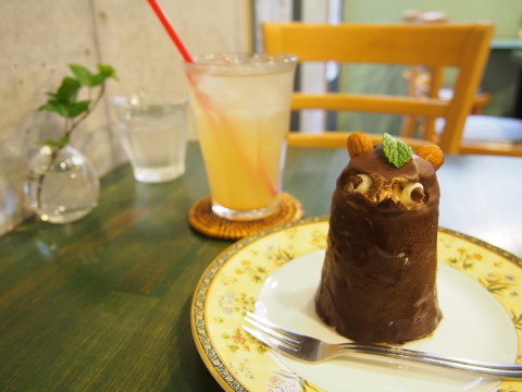 神楽坂ぽんぽこ 自家製ジンジャエール サロン ド テ アンガトー 神楽坂 東京 津軽ジェンヌのcafe日記