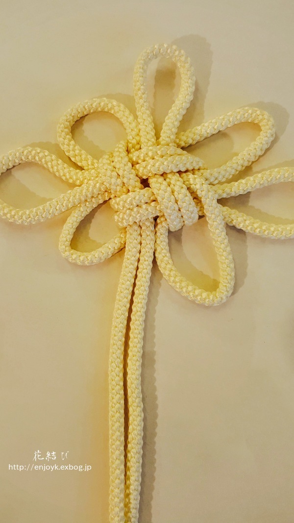 結び*花結びを習ってきました。_d0269832_16455508.jpeg