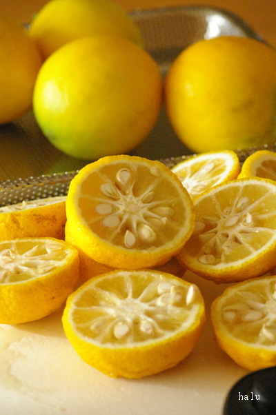 柚子と檸檬の手作りポン酢_d0327373_16095607.jpg