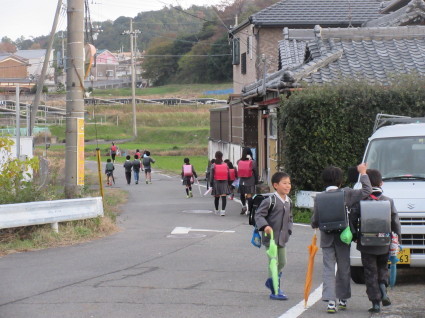 岬川柳会・宿題「もやもや」より_f0053885_19562171.jpg