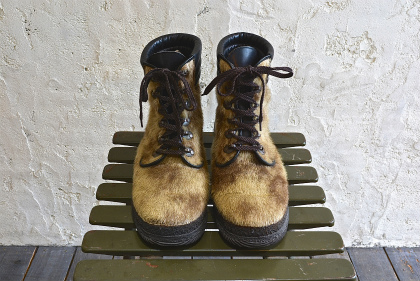 Seal skin lace up boots_f0226051_1340563.jpg