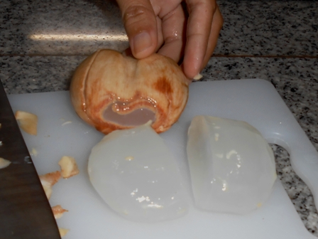 まだまだある、未知なる果物(クウンタル)_d0083068_943292.jpg