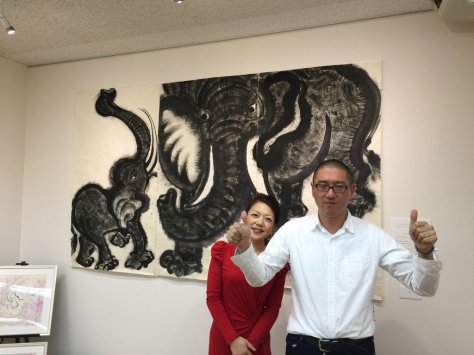 タオ書画作家 中国古代思想博士 西林真紀子さんの、タオ書画個展_a0112393_14171300.jpg