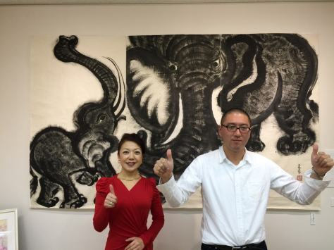 タオ書画作家 中国古代思想博士 西林真紀子さんの、タオ書画個展_a0112393_14171467.jpg
