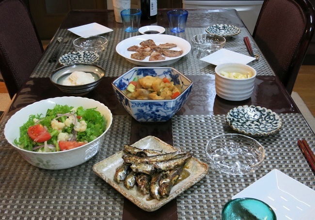どこを見てるんでしょう。_c0119197_10230042.jpg