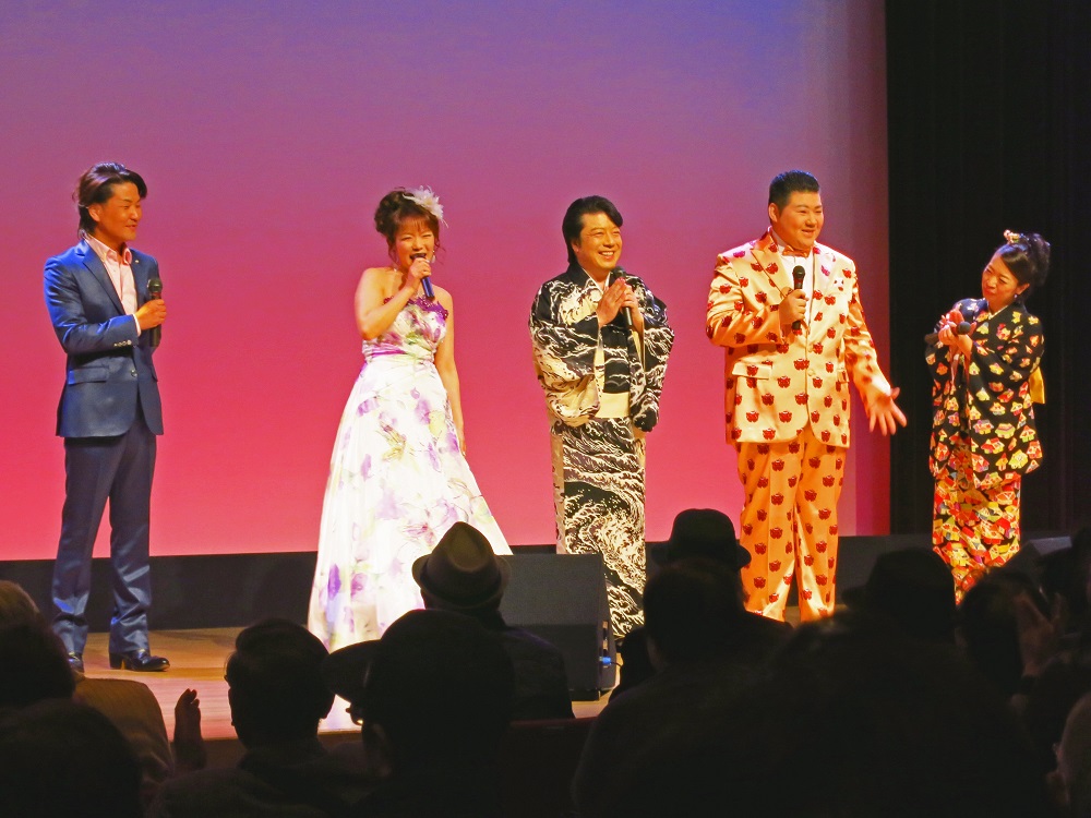 歌う王冠ライブ・ジェイコム公開収録・威風堂々_b0083801_1631569.jpg