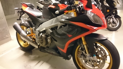 RSV4 Factory APRC 納車_f0153703_23381411.jpg