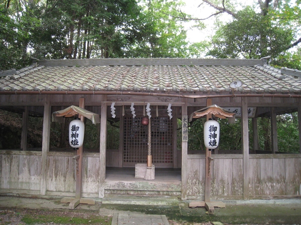 鍬渓神社（くわたにじんじゃ、小野市）_d0287413_010552.jpg