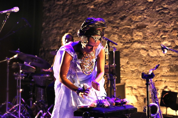 Paris & Marseille 2015 (#6) : OUM \"Zarabi\" Concert in Paris_d0010432_1948079.jpg