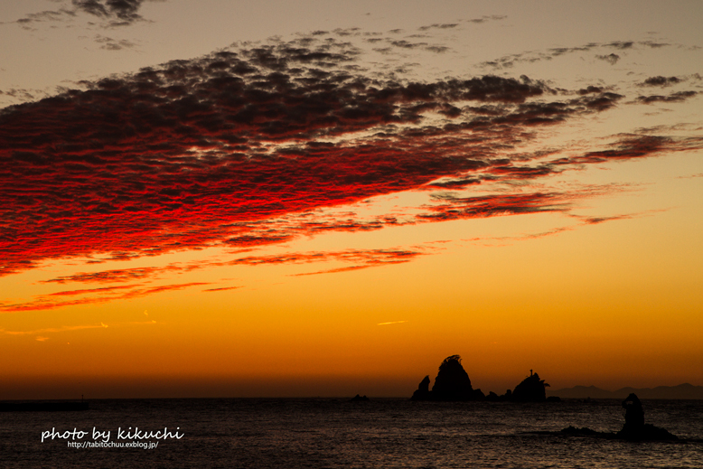 太田子海岸で見る夕焼け_c0186045_23521400.jpg