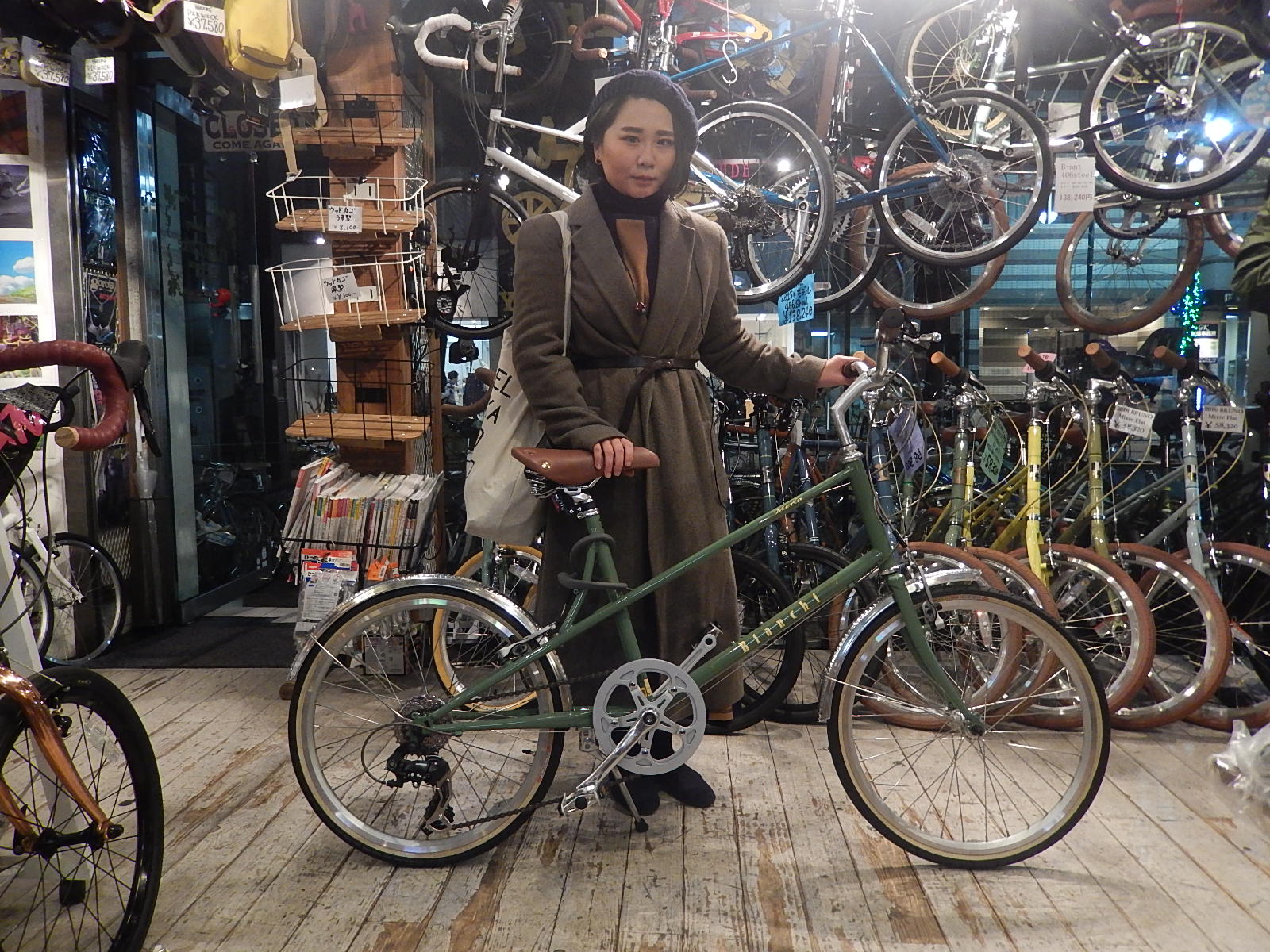 12月5日 渋谷 原宿 の自転車屋 FLAME bike前です_e0188759_19524091.jpg