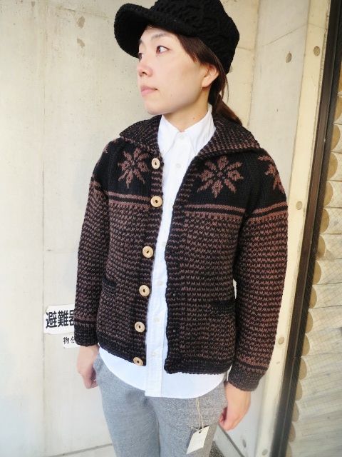 今冬の本命シャツ!★? INDIVIDUALIZED SHIRTS ・・・ 当店Special 別注な1枚(^^♪_d0152280_20183444.jpg