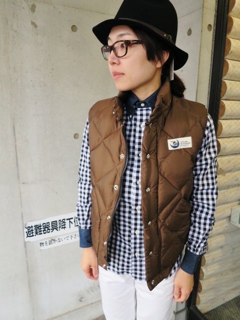 今冬の本命シャツ!★? INDIVIDUALIZED SHIRTS ・・・ 当店Special 別注な1枚(^^♪_d0152280_2092959.jpg