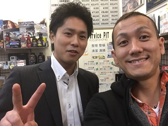 12月6日 日曜日!本日も店長のニコニコブログ!ランクル ハマーの専門店!_b0127002_19453974.jpg