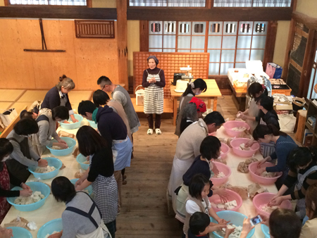 手づくり味噌教室を開催いたしました!_b0186205_14024354.jpg