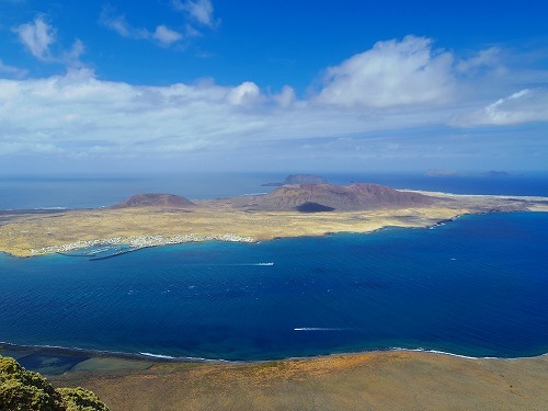 2015夏　カナリア諸島の旅7　～火山の島ランサローテをぐるりと観光　その2_b0312126_22410225.jpg