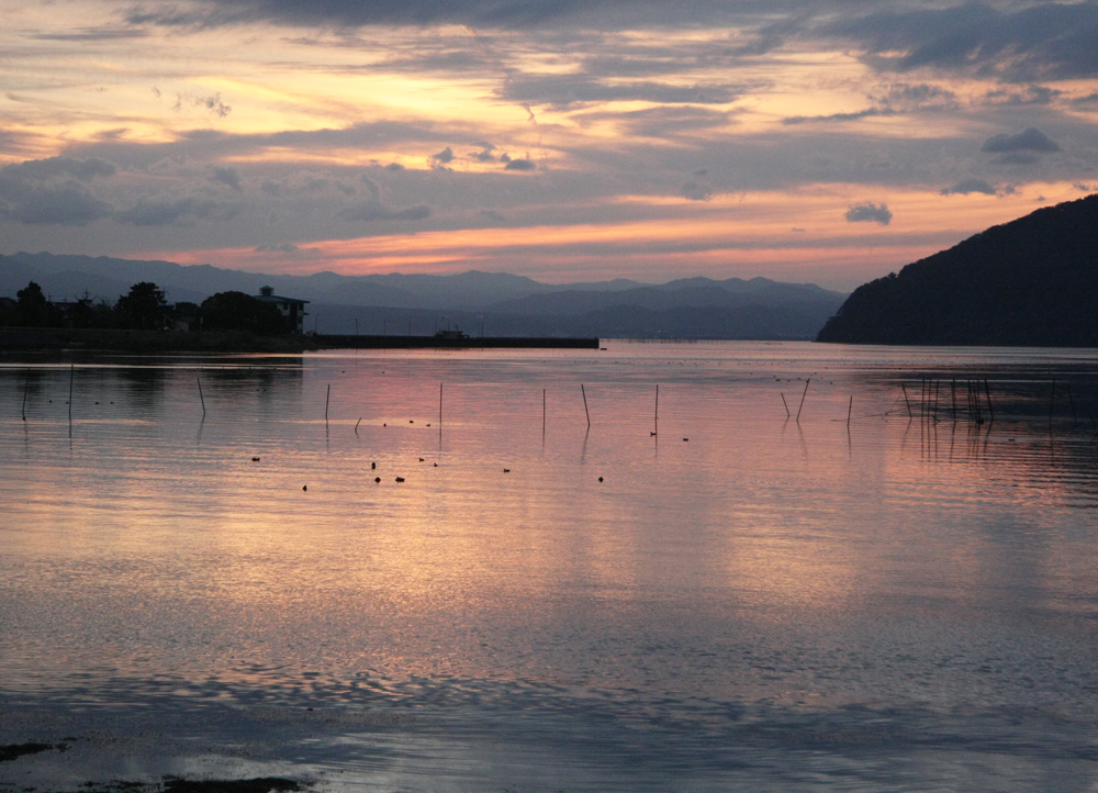 滋賀県長浜市湖北町石川　琵琶湖の夕景_c0108146_21281437.jpg