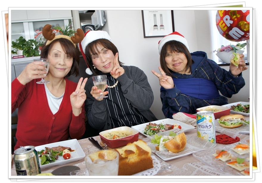 ちょっぴり早めのクリスマス会♪_a0107198_10031383.jpg