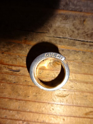 GUCCI_d0176398_1959793.jpg