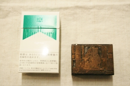 2015 OCT ヨーロッパ後記３０（入荷 パピエマシェ トレイ 箱 スタンプ カード フランスアンティーク）_f0180307_02465077.jpg