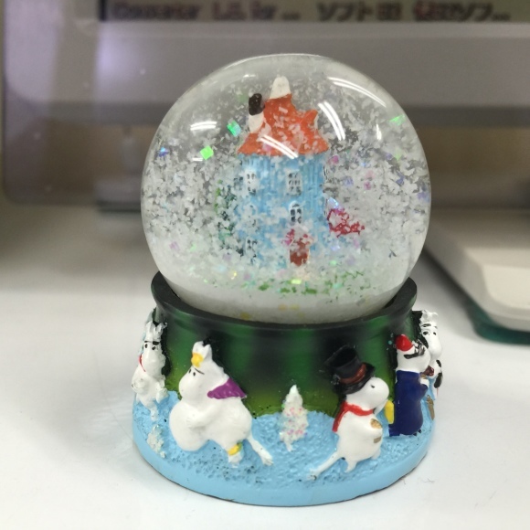 ムーミンのスノードーム : あみあみ北欧時間 .｡*ﾟa+.*.m｡ﾟ+.i.｡*ﾟ+ a