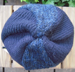 2015 e-zoo aw chikyu-256 UZUMAKI KNIT (ネイビー) ¥9800 (税抜き) _d0189661_182856.jpg