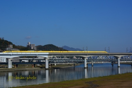 d0239891_07031558.jpg