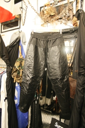 2015 OCT ヨーロッパ後記３１（入荷　レディース　メンズ　ALEXANDER WANG×H&M）_f0180307_03443184.jpg