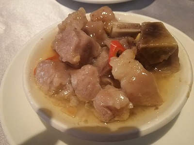 （台中：飲茶）すごく好きな味だった「京悦」の大根もちと腸粉_b0182708_12073805.jpg