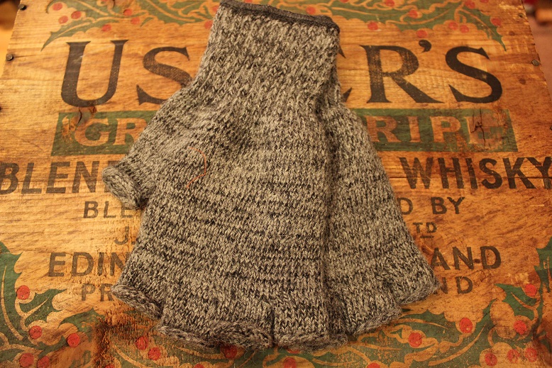 アメリカ・ニューヨークより \"NEWBERRY KNITTING\" ご紹介_f0191324_10571131.jpg