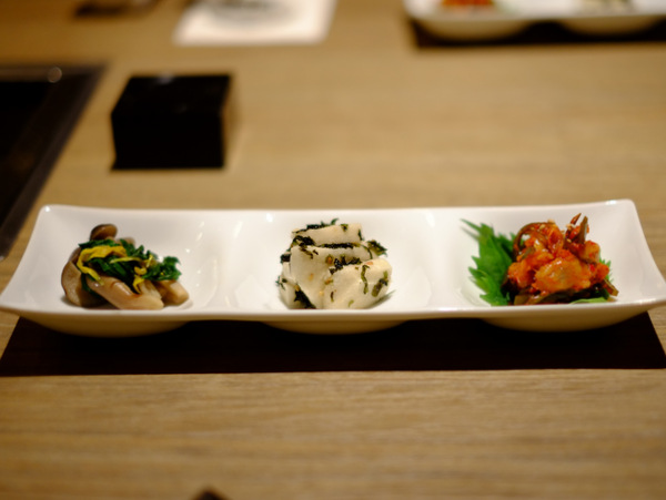 「西麻布 うしごろ西麻布本店の1日1組限定 肉割烹コース」_a0000029_10114252.jpg