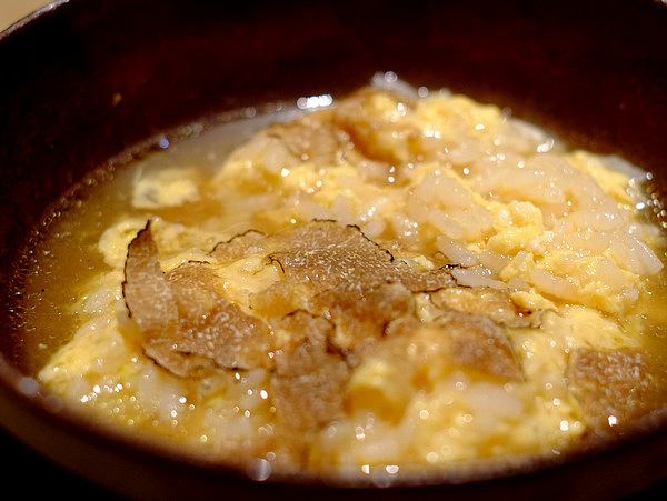 「西麻布 うしごろ西麻布本店の1日1組限定 肉割烹コース」_a0000029_10523995.jpg